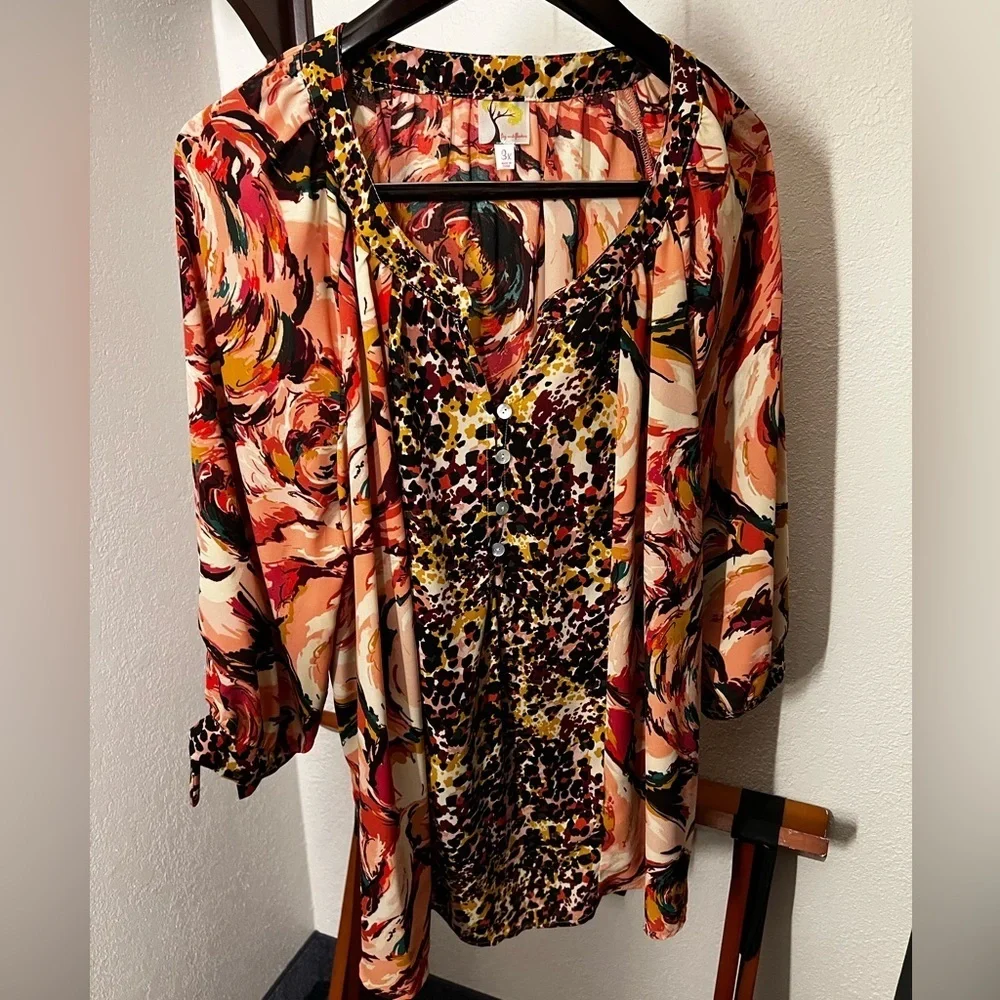 NWOT Anthropologie Fig & Flower Top Blouse Woman Plus 3X Floral/Animal Print - Picture 2 of 9